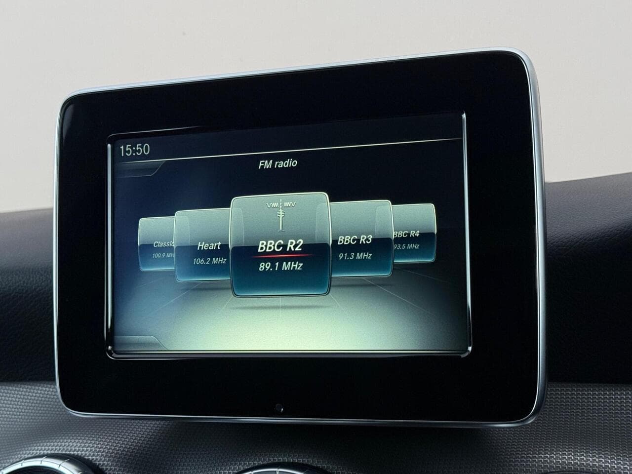 Mercedes-Benz CLA thumbnail Infotainment System