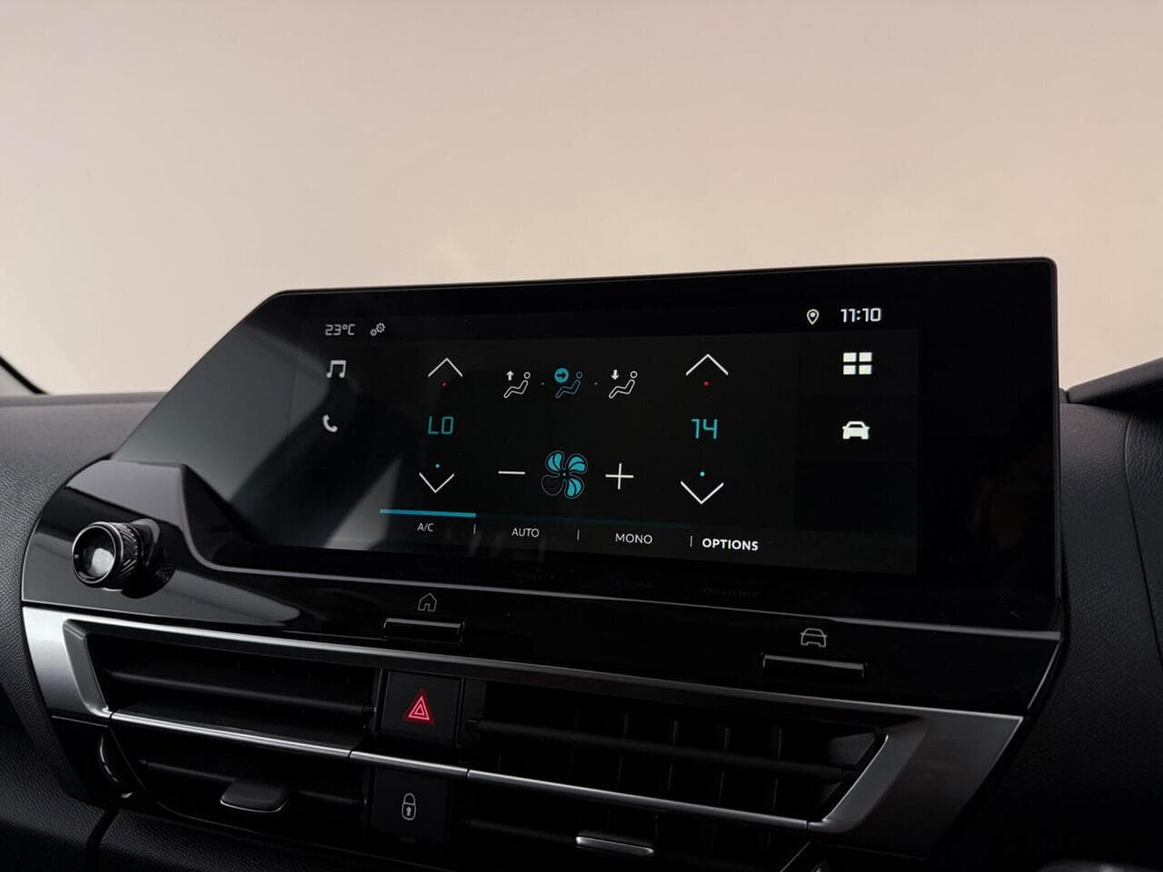 Citroen C4 thumbnail Infotainment System