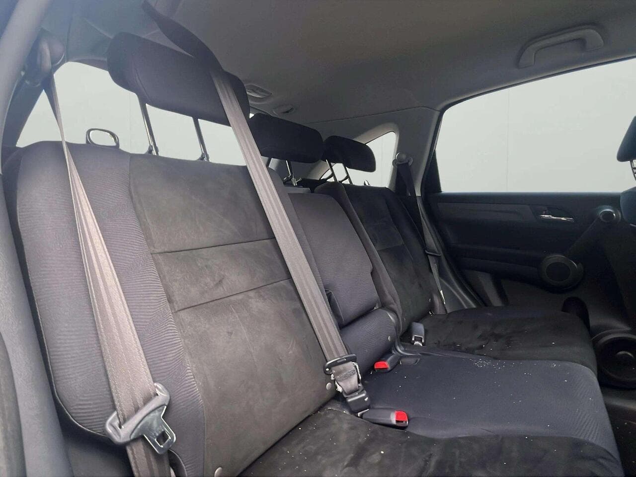 Honda CR-V thumbnail Seats Rear