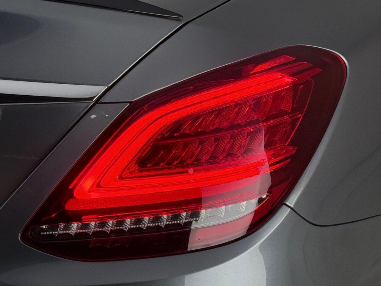 Mercedes-Benz C Class thumbnail Lights Rear