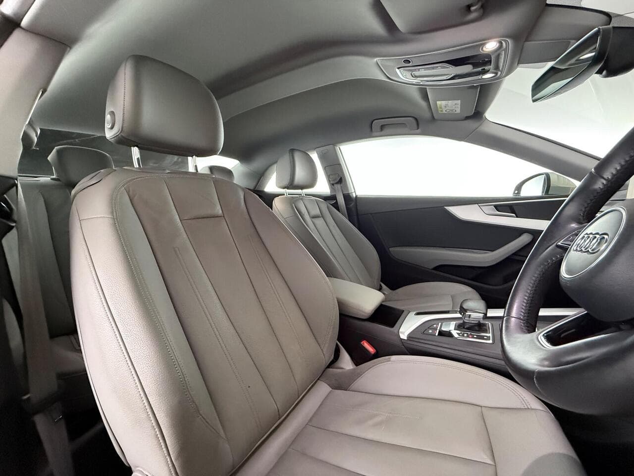 Audi A5 thumbnail Seat Driver