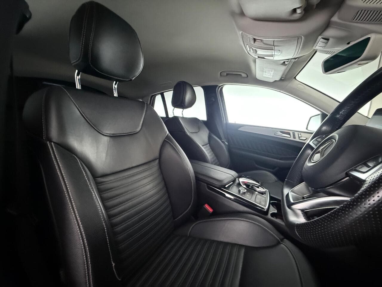 Mercedes-Benz GLE thumbnail Seat Driver