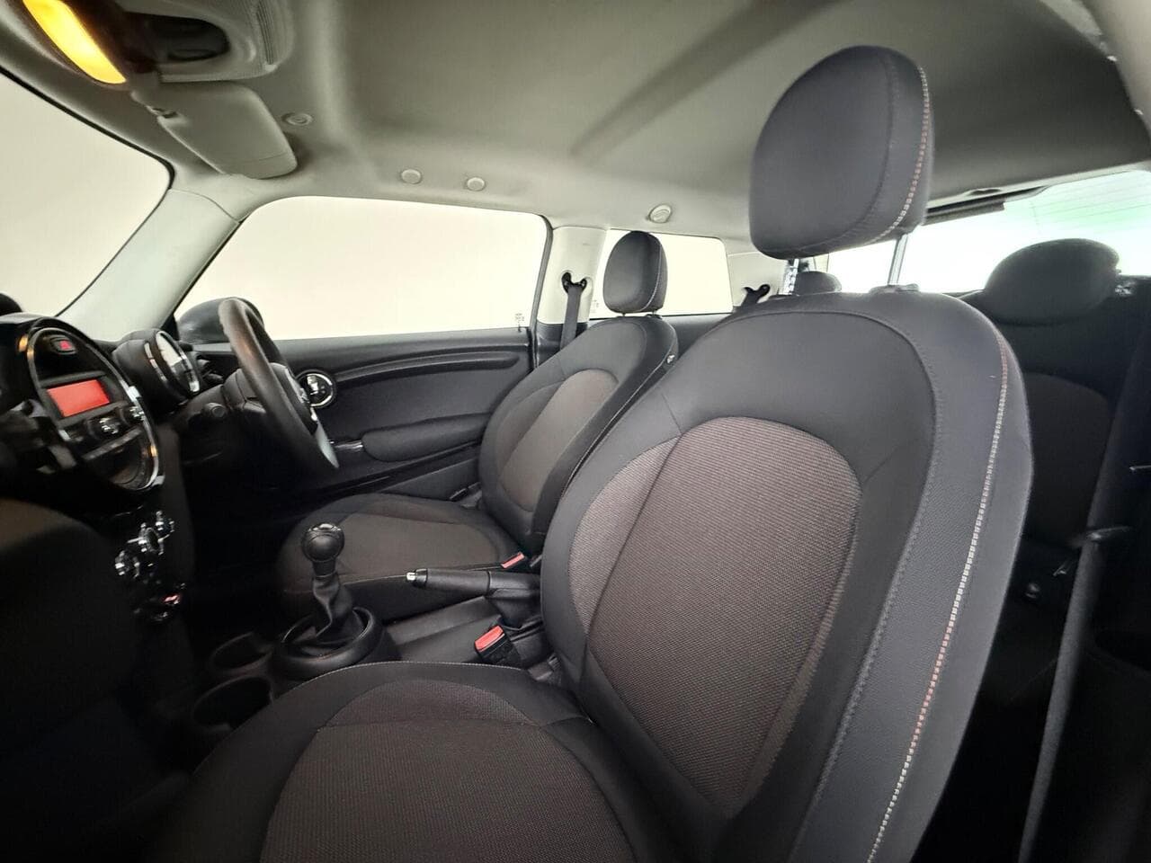 MINI Hatch thumbnail Seat Front Passenger