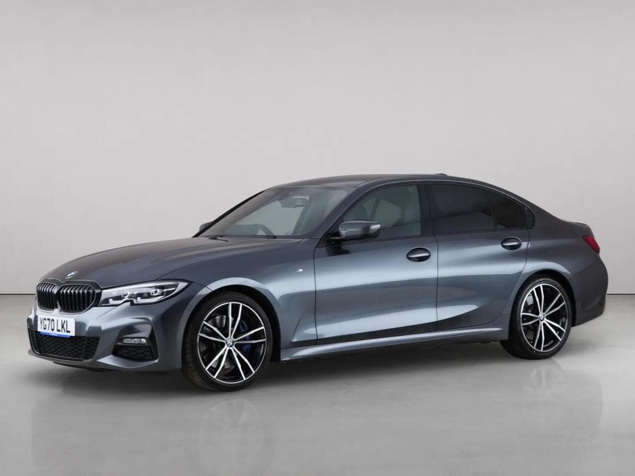 BMW 3 Series thumbnail Front Left