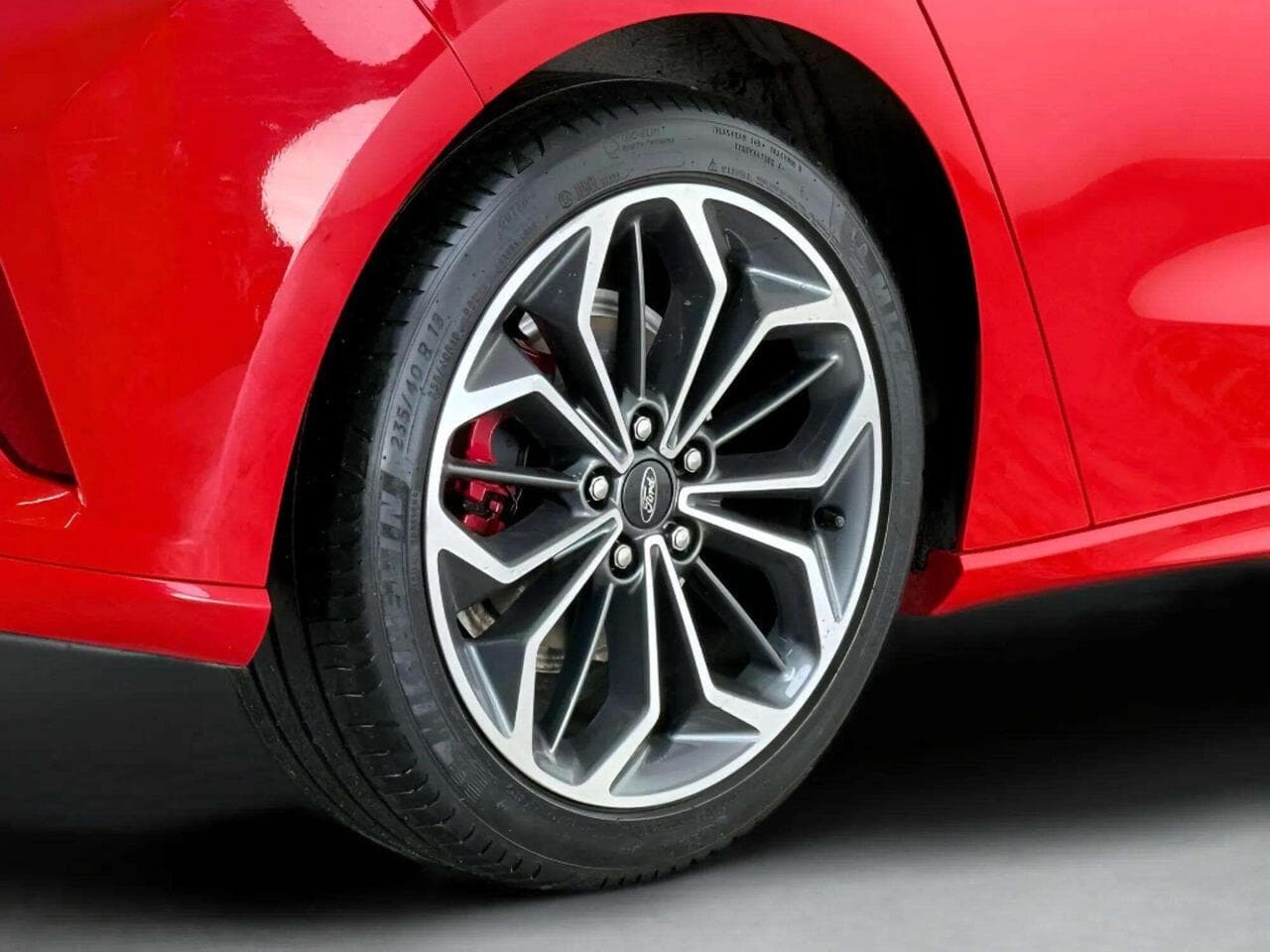 Ford Focus thumbnail Wheel
