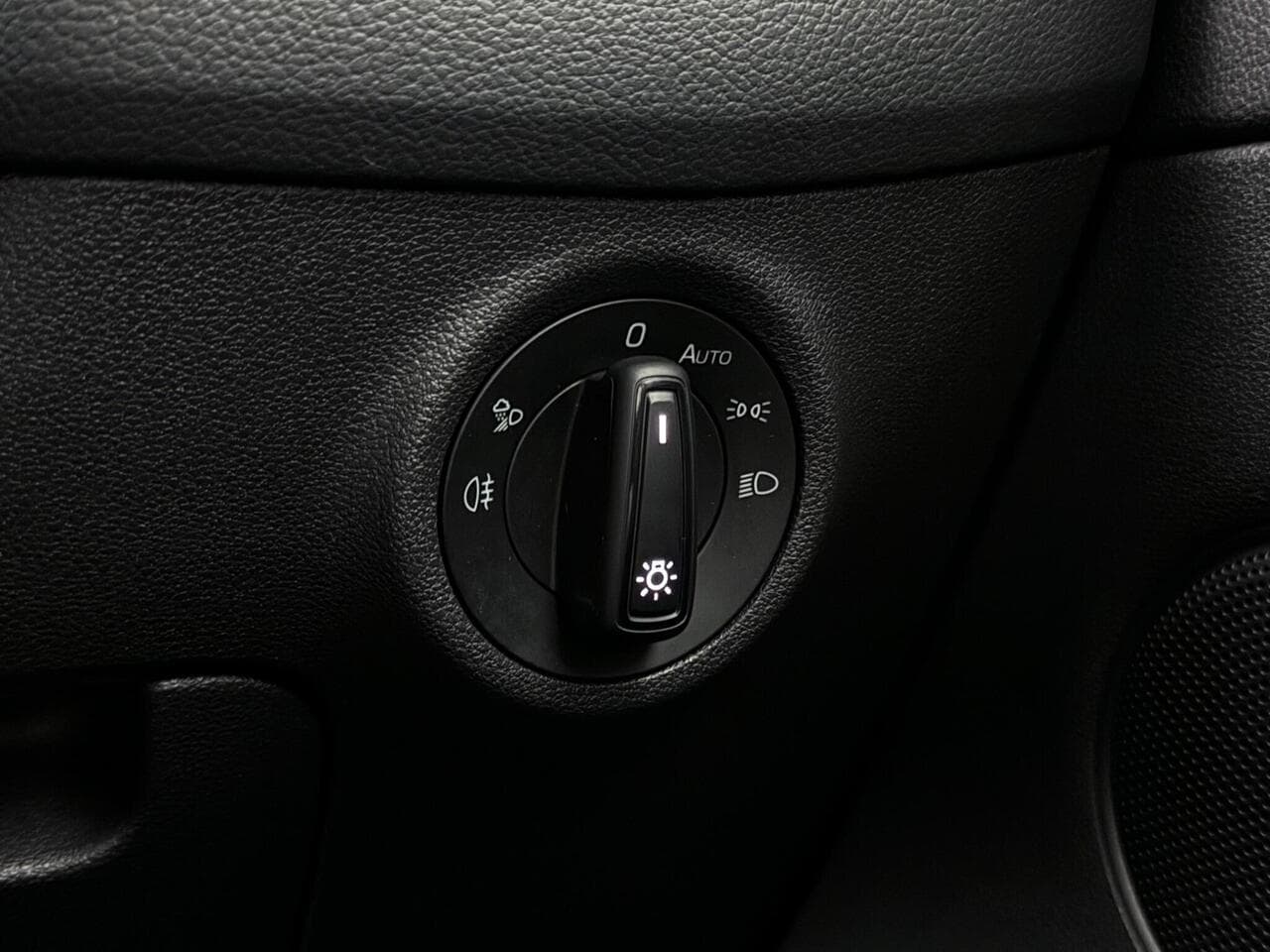 Skoda Kodiaq thumbnail Misc Controls