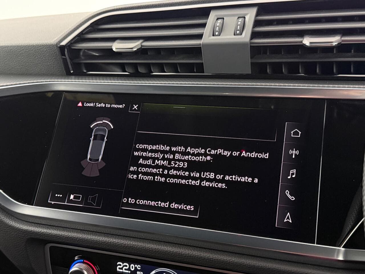 Audi Q3 thumbnail Infotainment System
