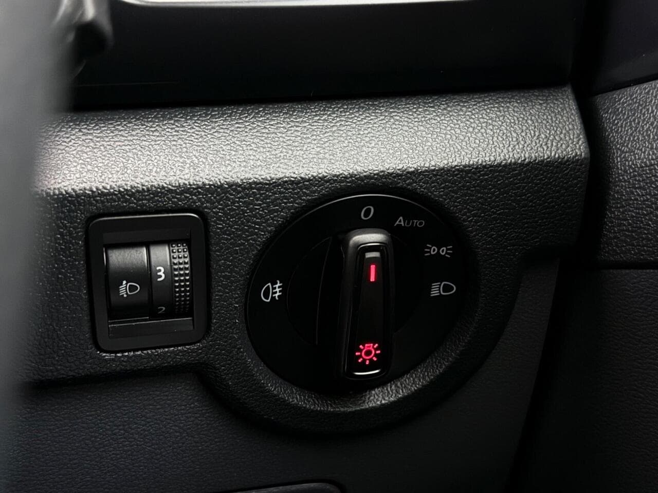 Volkswagen T-Cross thumbnail Misc Controls