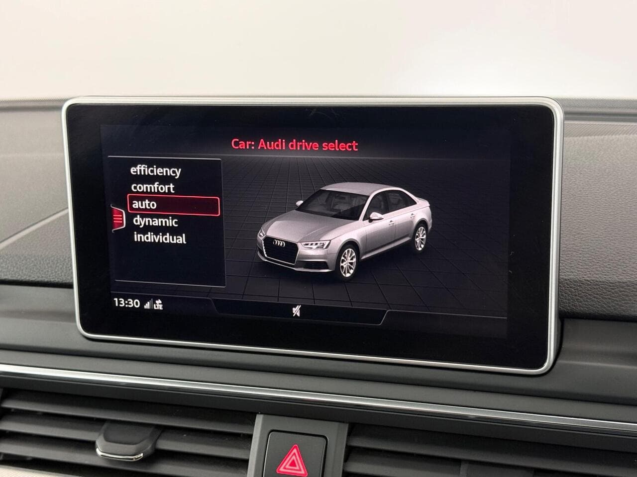 Audi A4 thumbnail Infotainment System