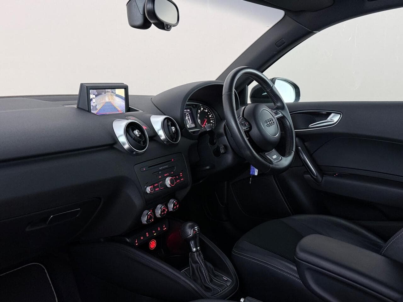 Audi A1 thumbnail Interior Front