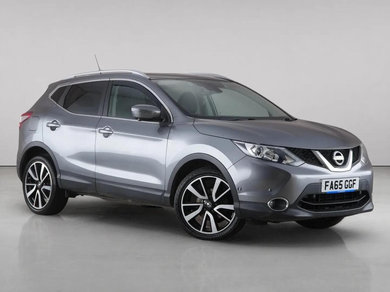 Nissan Qashqai - Nissan Qashqai 1.5 dCi Tekna 2WD Euro 6 (s/s) 5dr