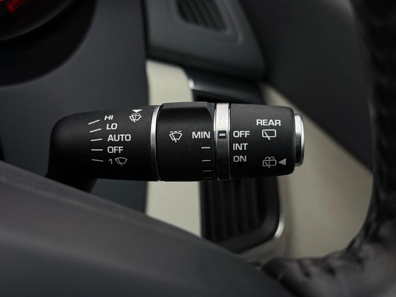 Jaguar E-PACE thumbnail Misc Controls
