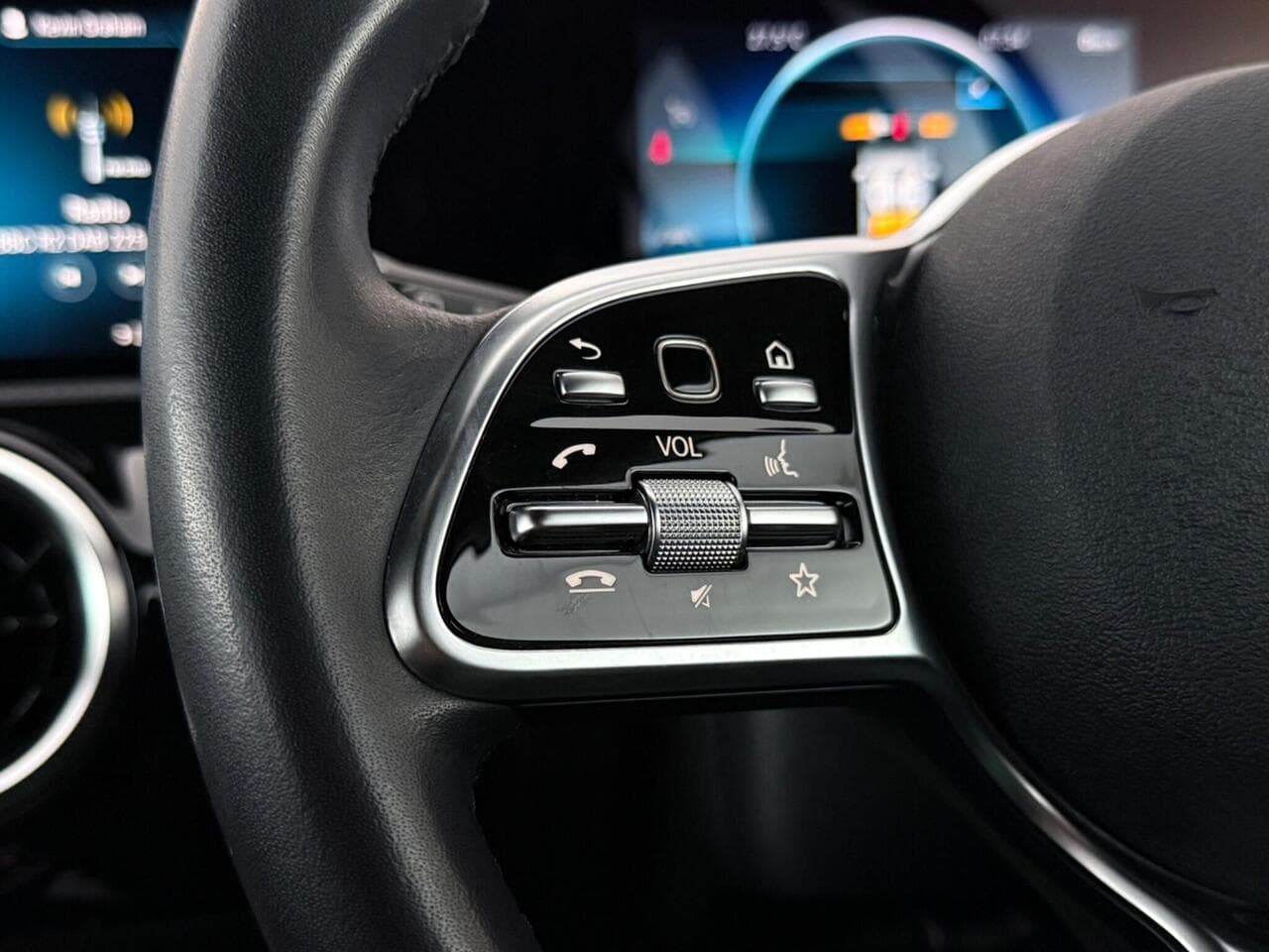 Mercedes-Benz A Class thumbnail Misc Controls