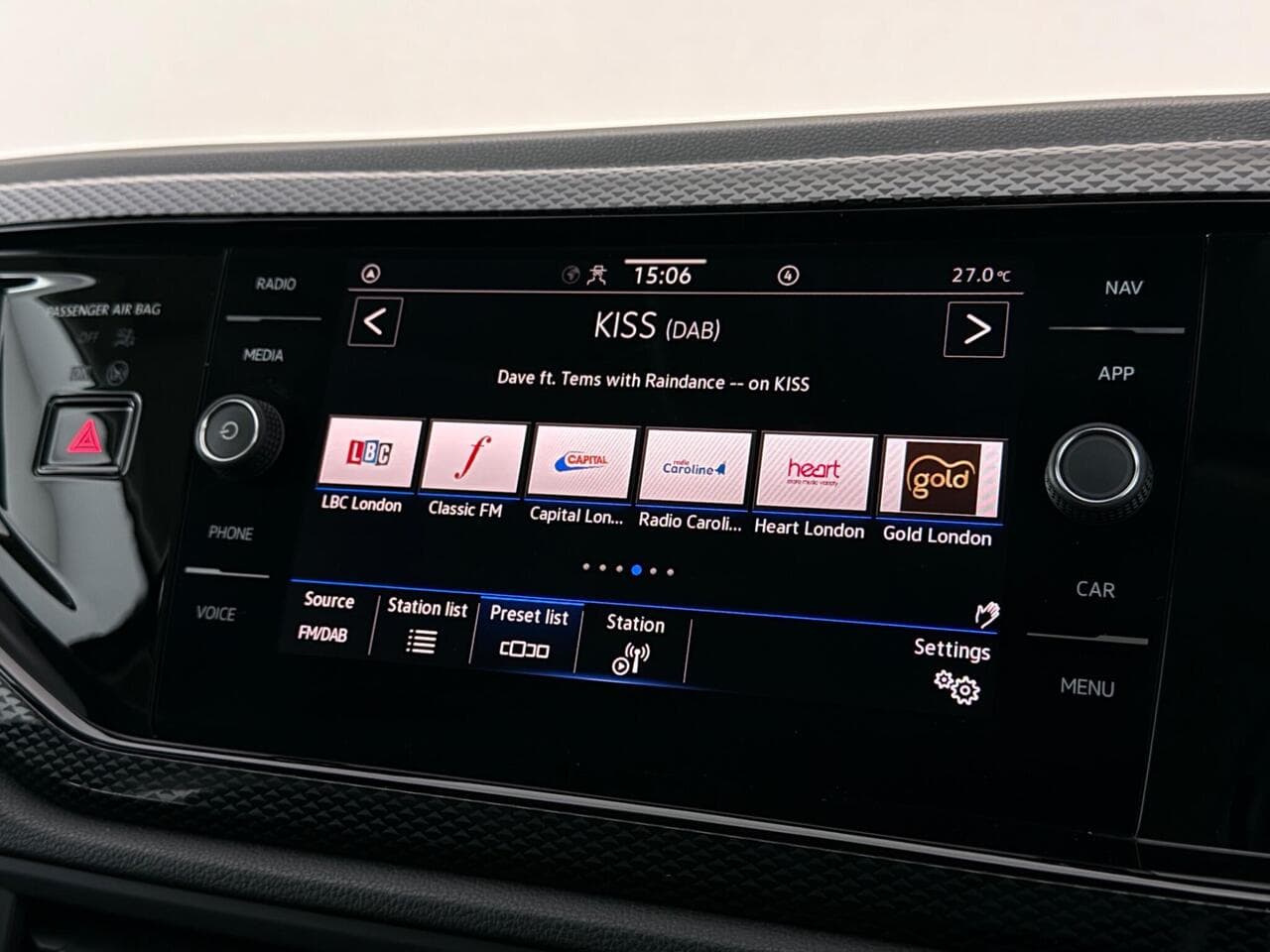 Volkswagen Polo thumbnail Infotainment System