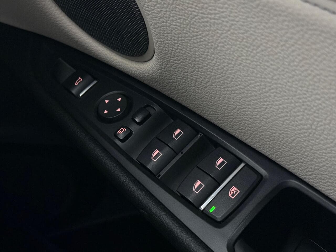 BMW X5 thumbnail Misc Controls
