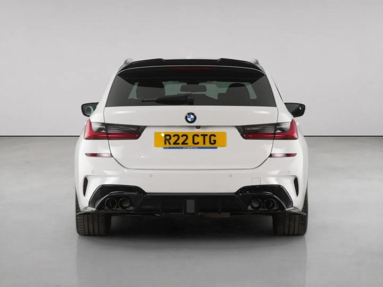 BMW 3 Series thumbnail Rear