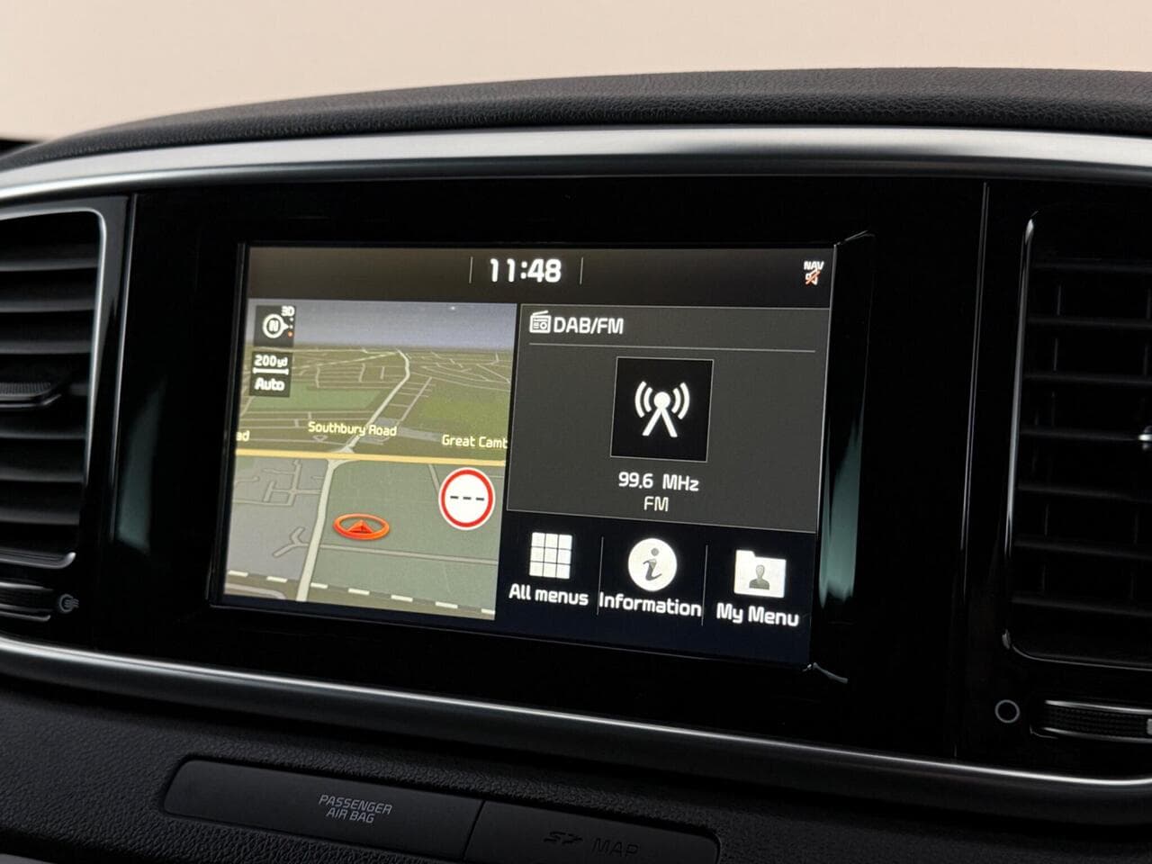 Kia Sportage thumbnail Infotainment System