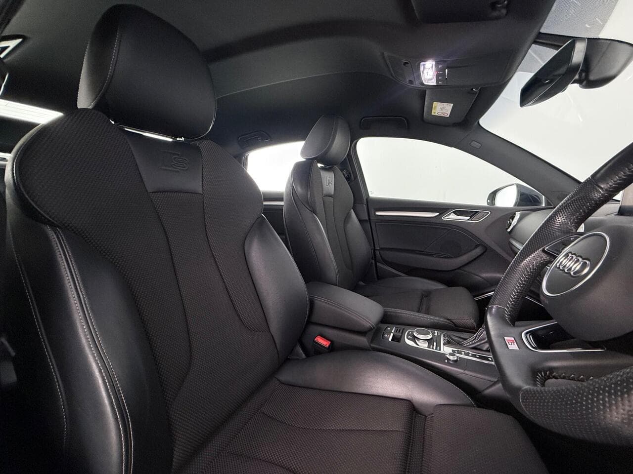 Audi A3 thumbnail Seat Driver
