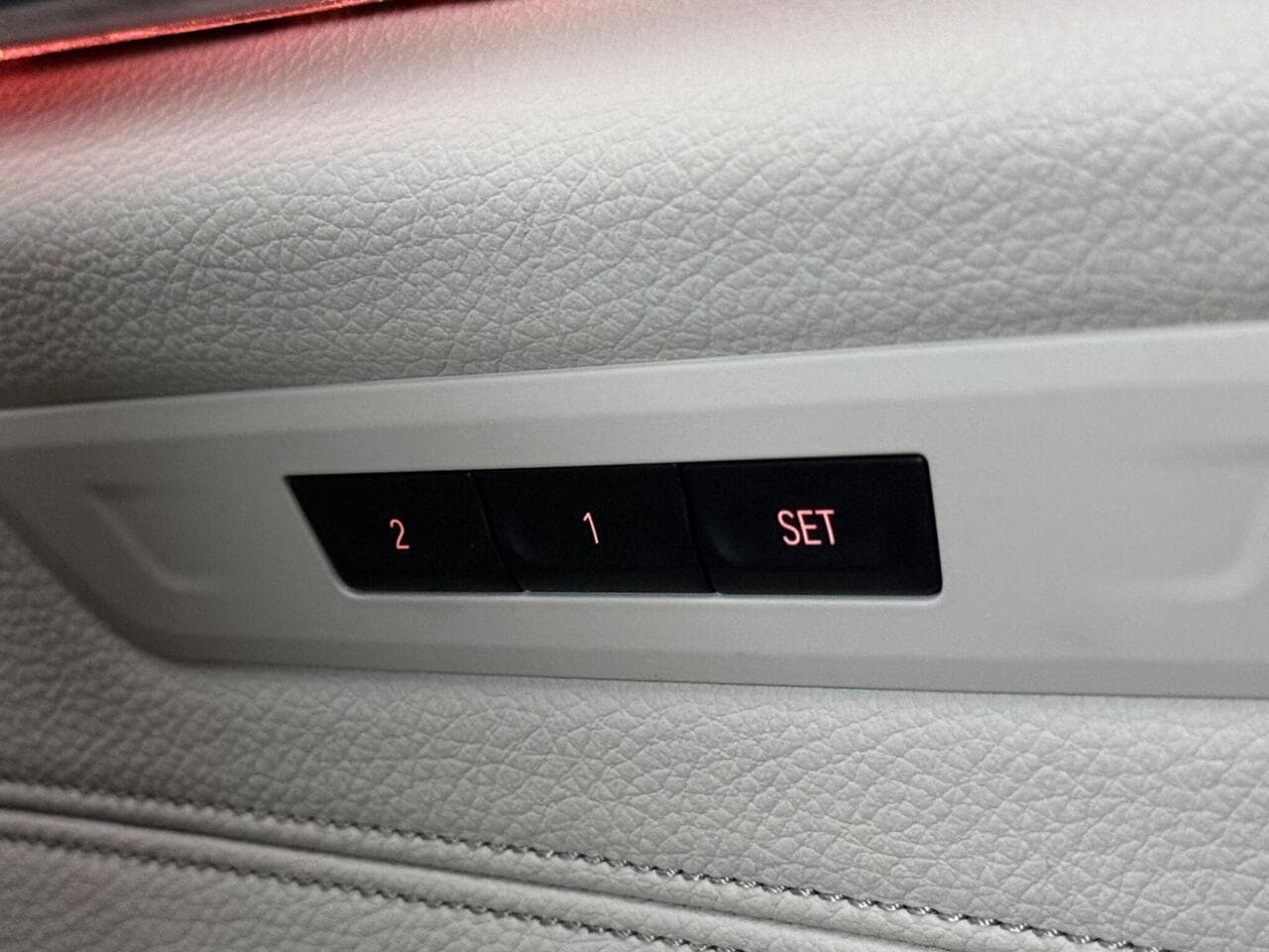 BMW 5 Series thumbnail Misc Controls