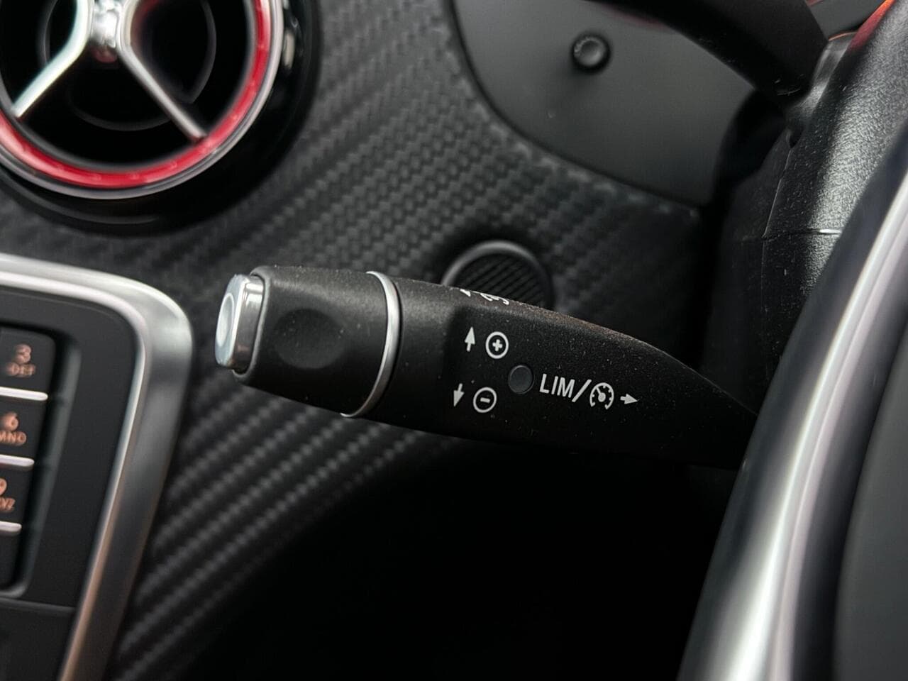 Mercedes-Benz A Class thumbnail Misc Controls