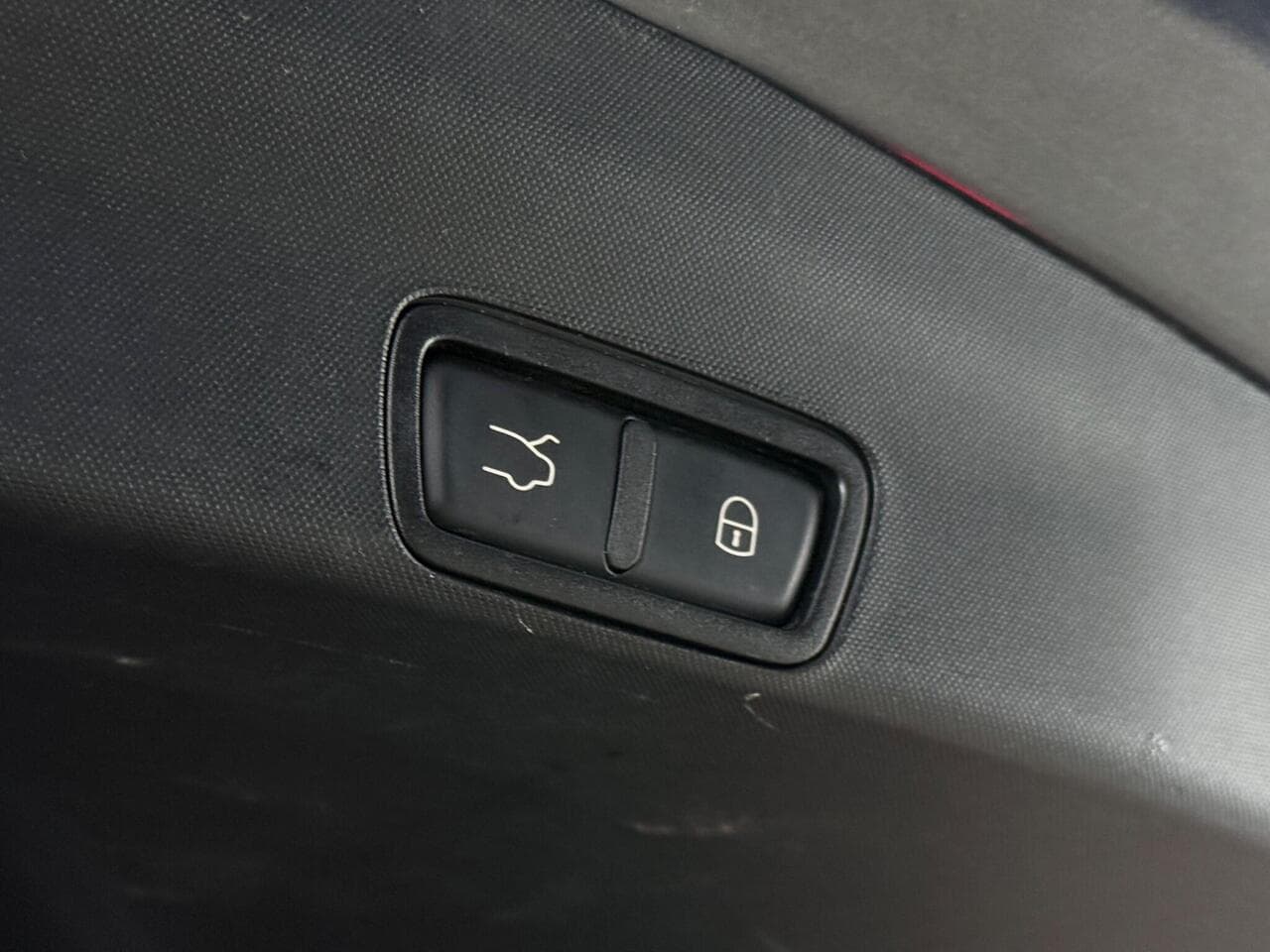 Alfa Romeo Stelvio thumbnail Misc Controls