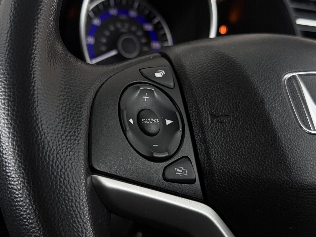Honda Jazz thumbnail Misc Controls