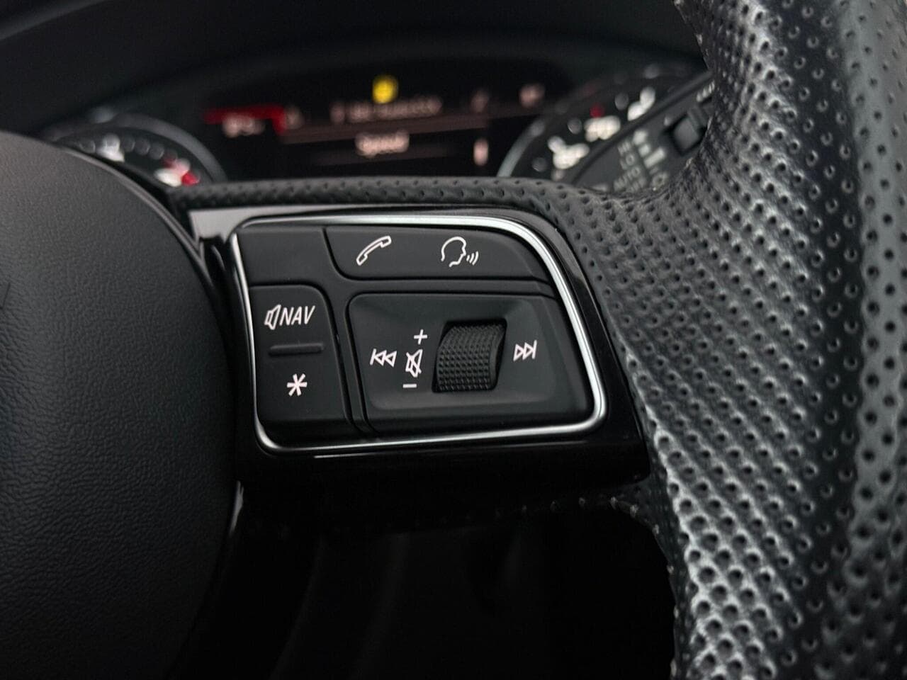 Audi A5 thumbnail Misc Controls