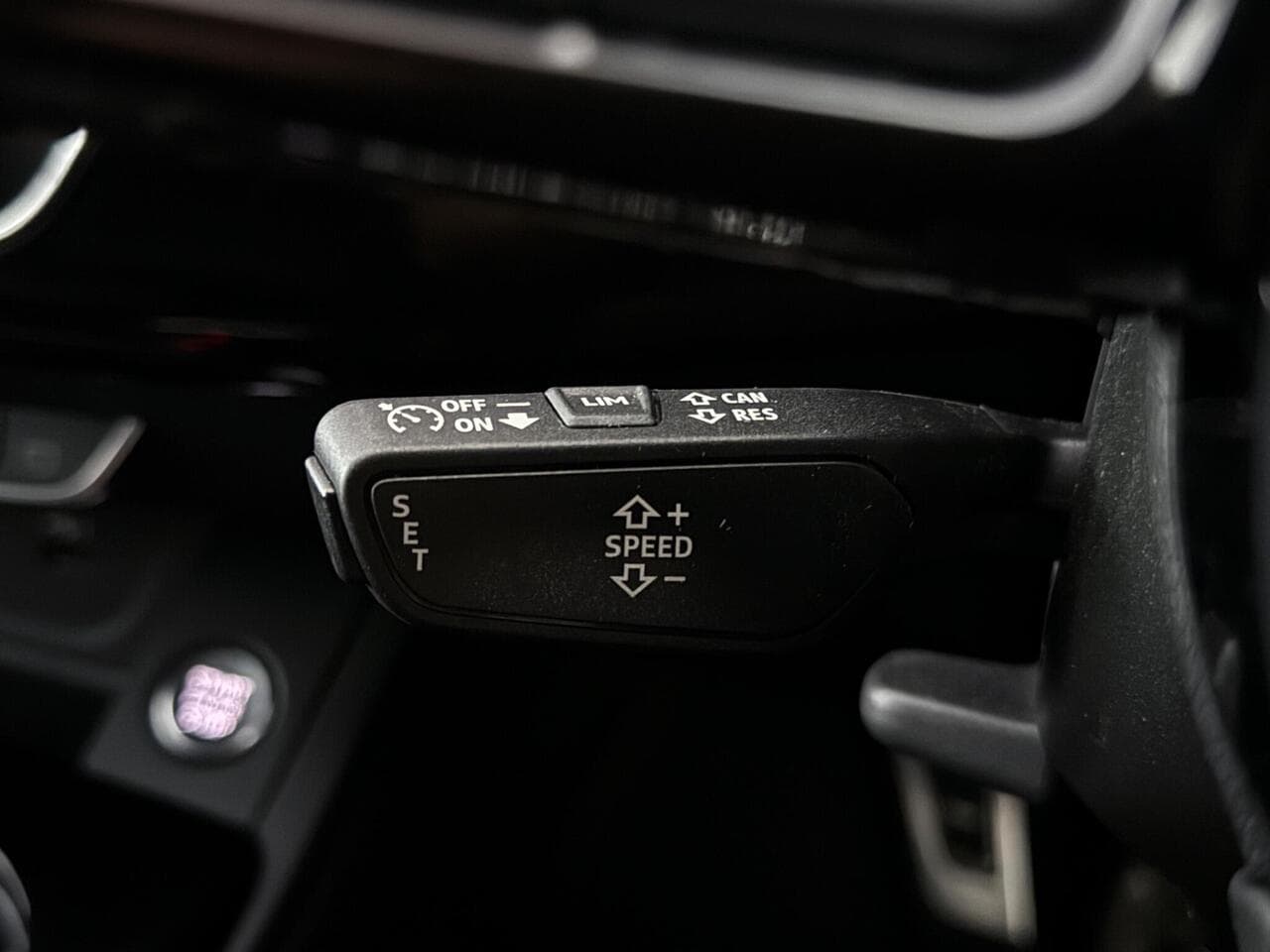 Audi A4 Avant thumbnail Misc Controls