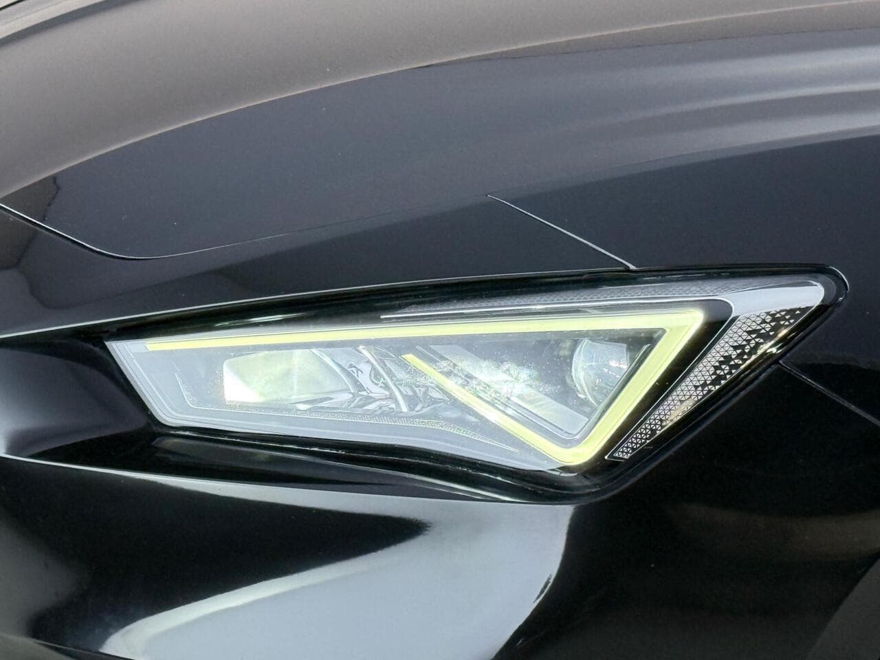SEAT Leon thumbnail Inconclusive