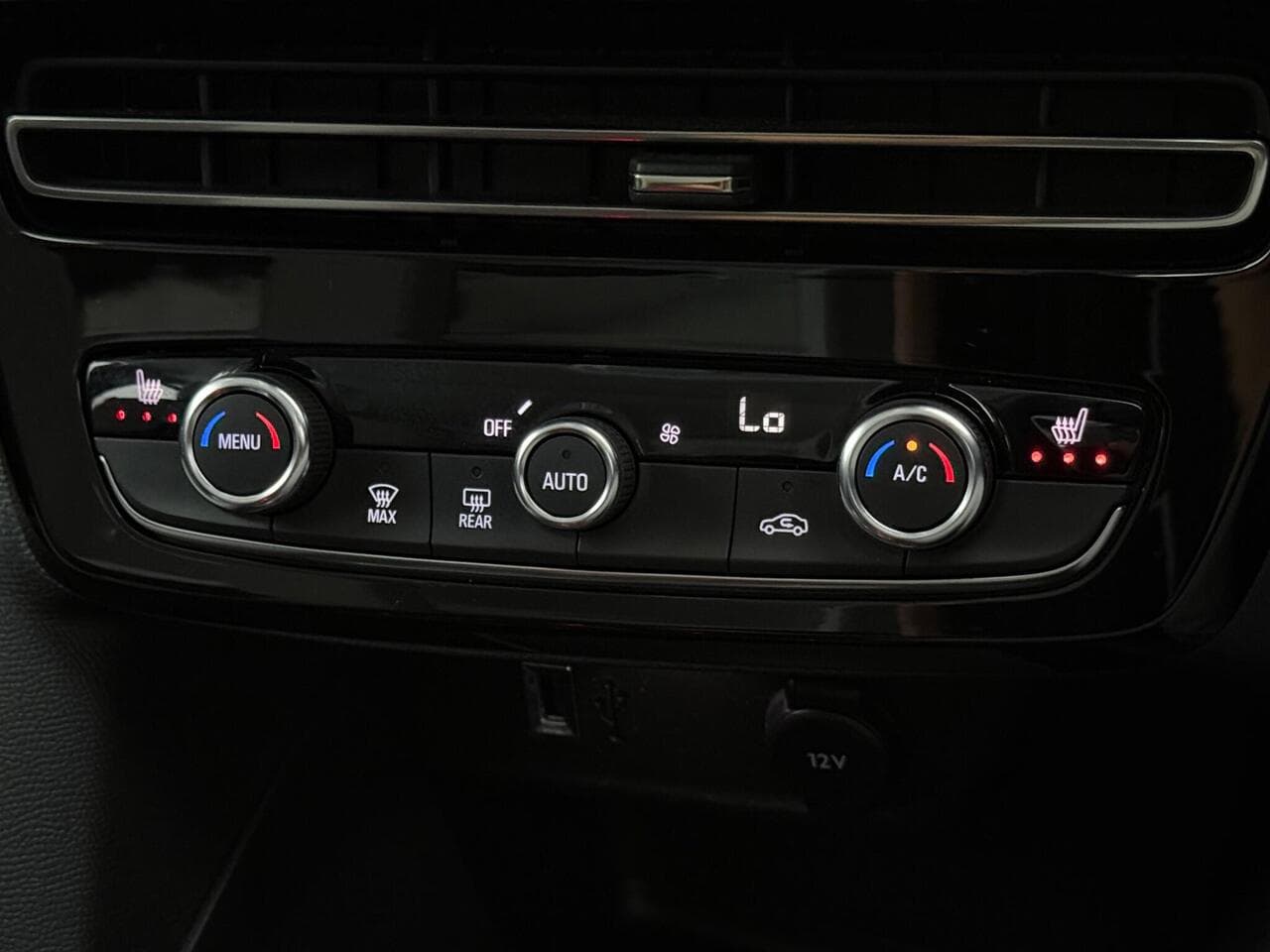 Vauxhall Mokka thumbnail Misc Controls