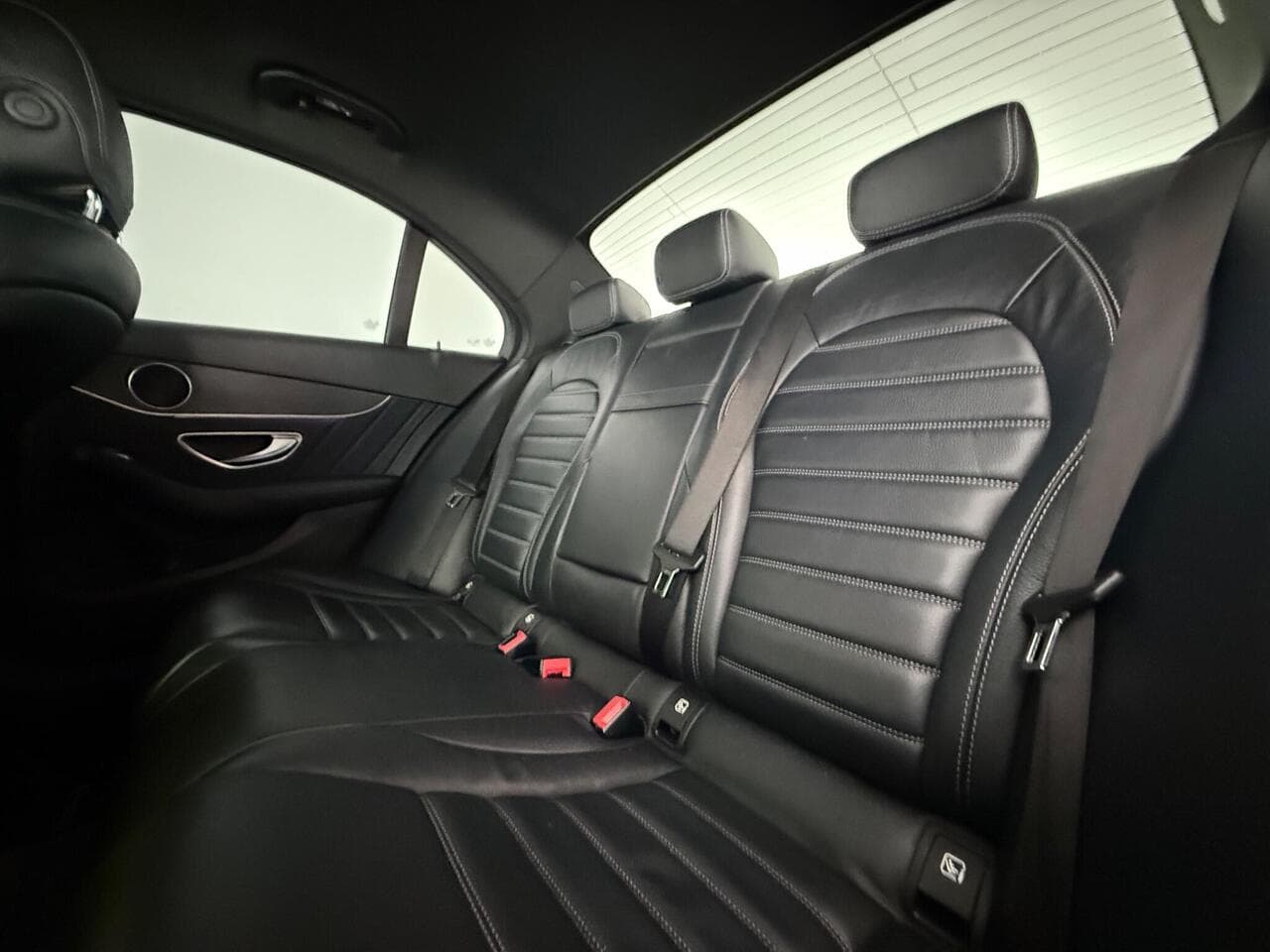 Mercedes-Benz C Class thumbnail Seats Rear