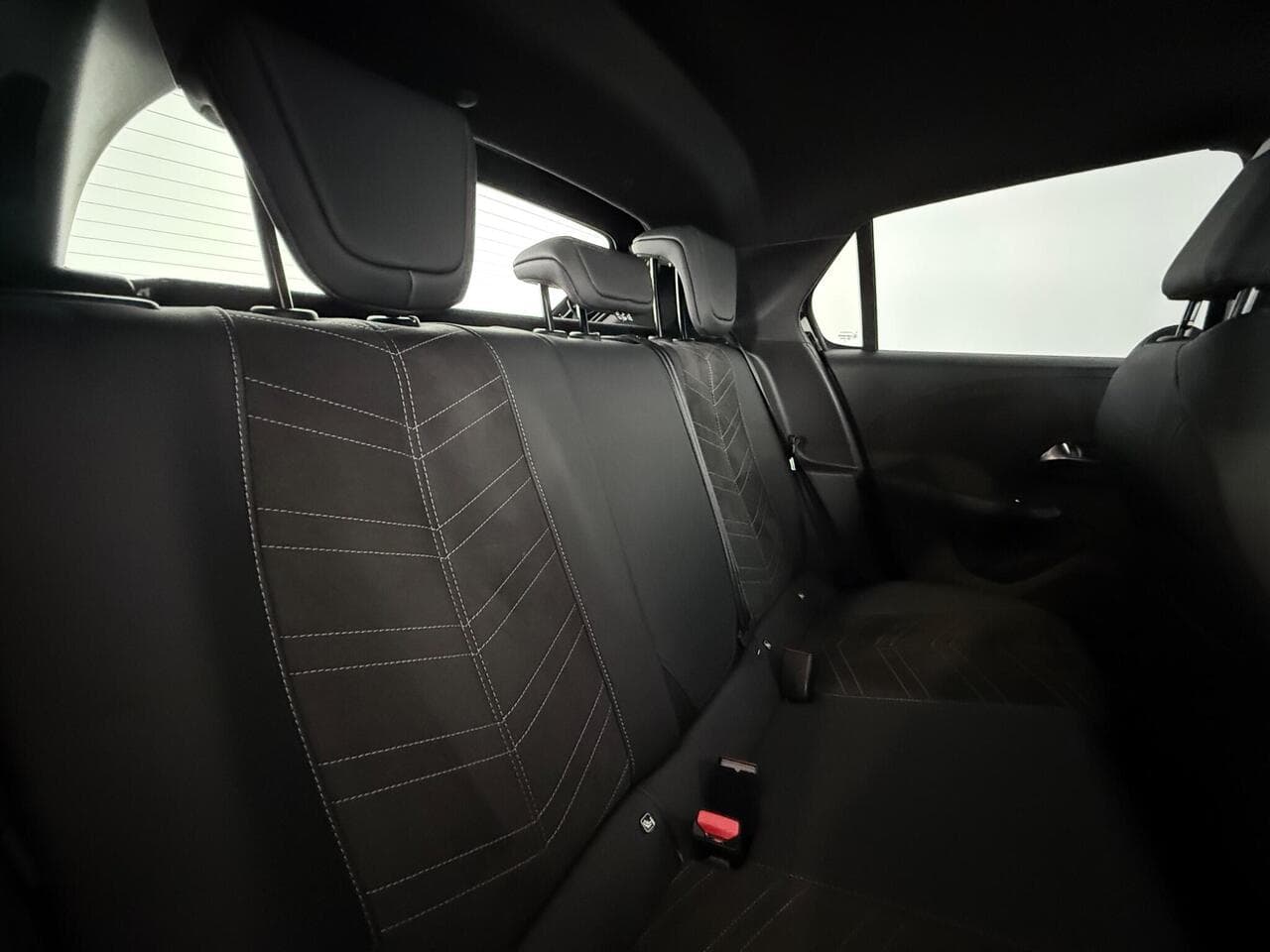 Vauxhall Corsa thumbnail Seats Rear