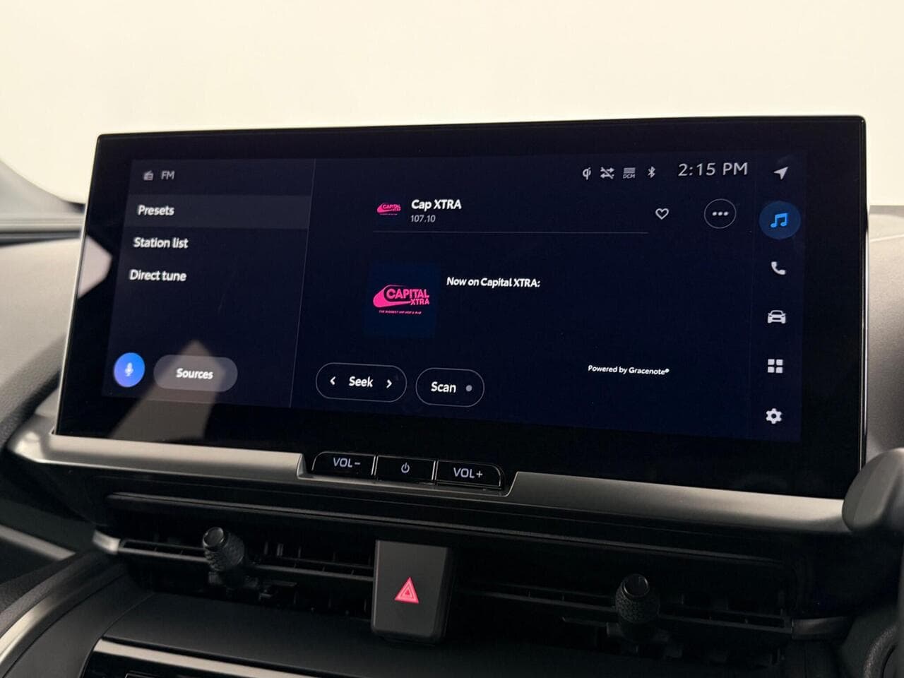 Toyota C-HR thumbnail Infotainment System