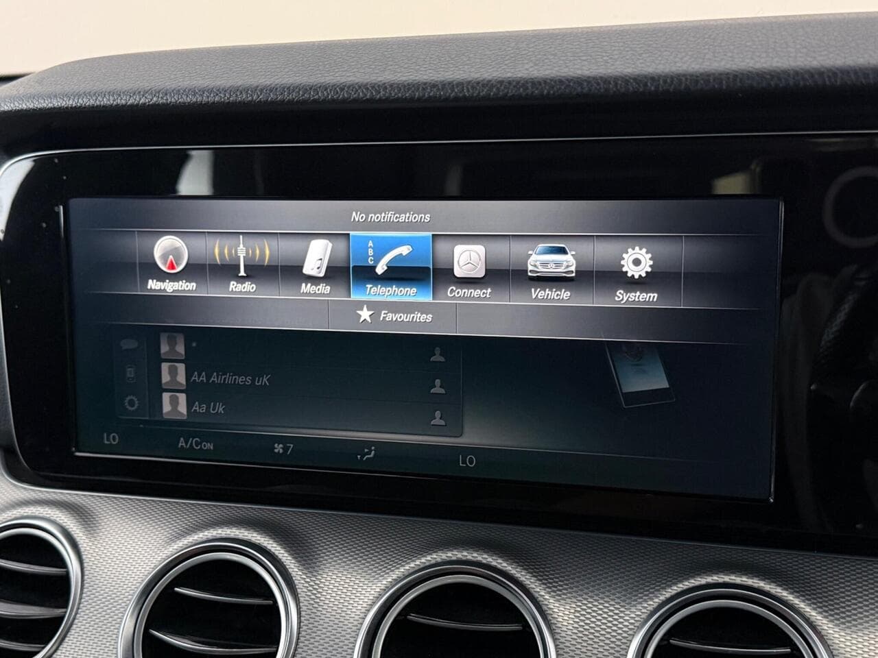 Mercedes-Benz E Class thumbnail Infotainment System