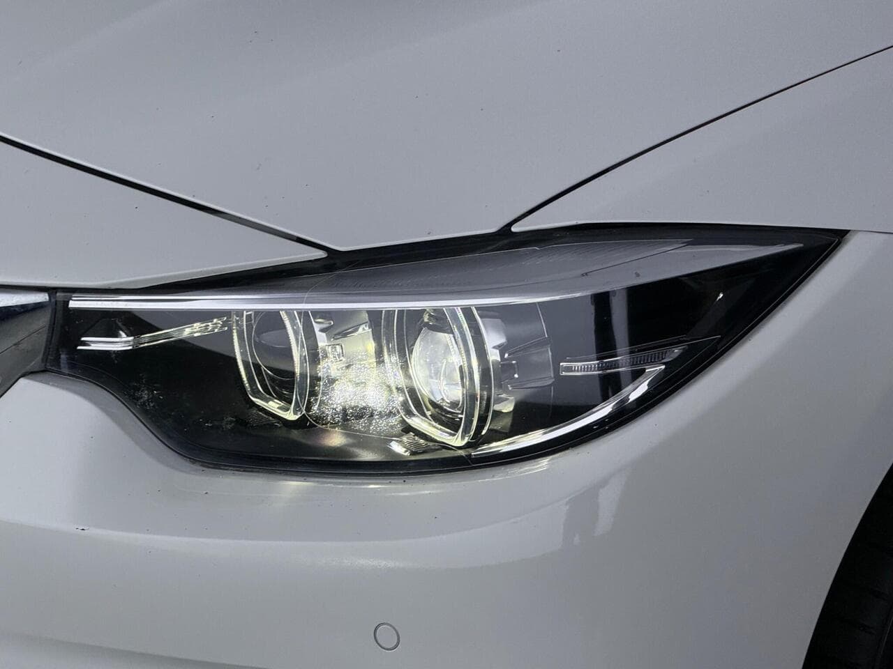 BMW 4 Series Gran Coupe thumbnail Lights Front