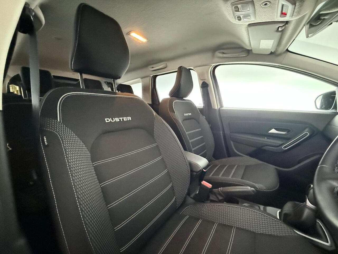 Dacia Duster thumbnail Seat Driver
