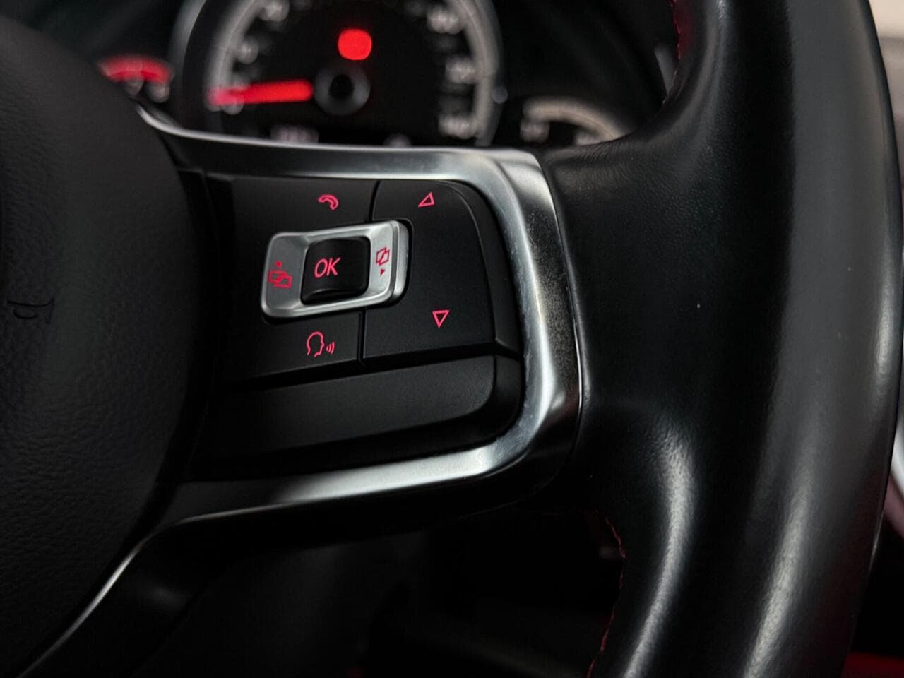 Volkswagen up! thumbnail Misc Controls