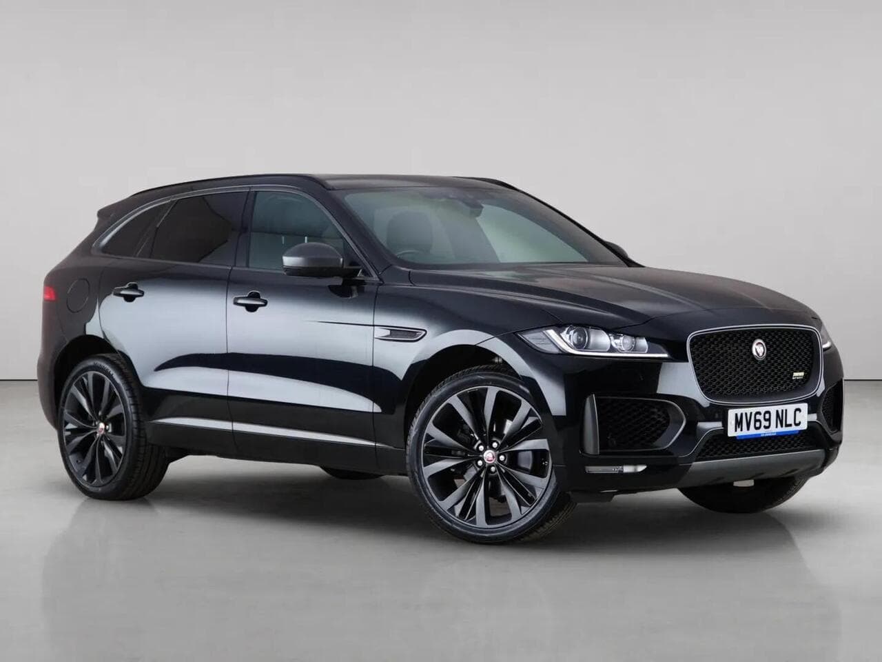 Jaguar F-PACE - Jaguar F-PACE 2.0 P300 300 Sport Auto AWD Euro 6 (s/s) 5dr