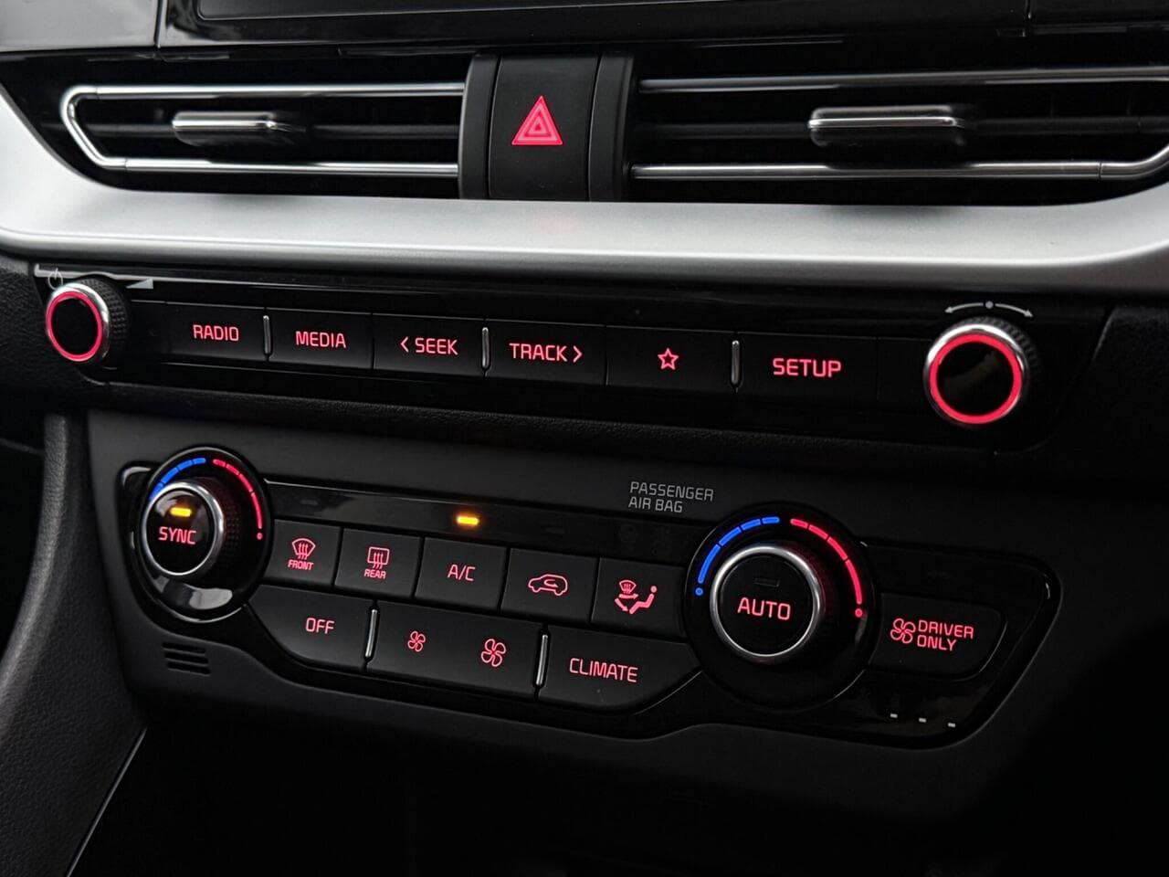 Kia Niro thumbnail Misc Controls