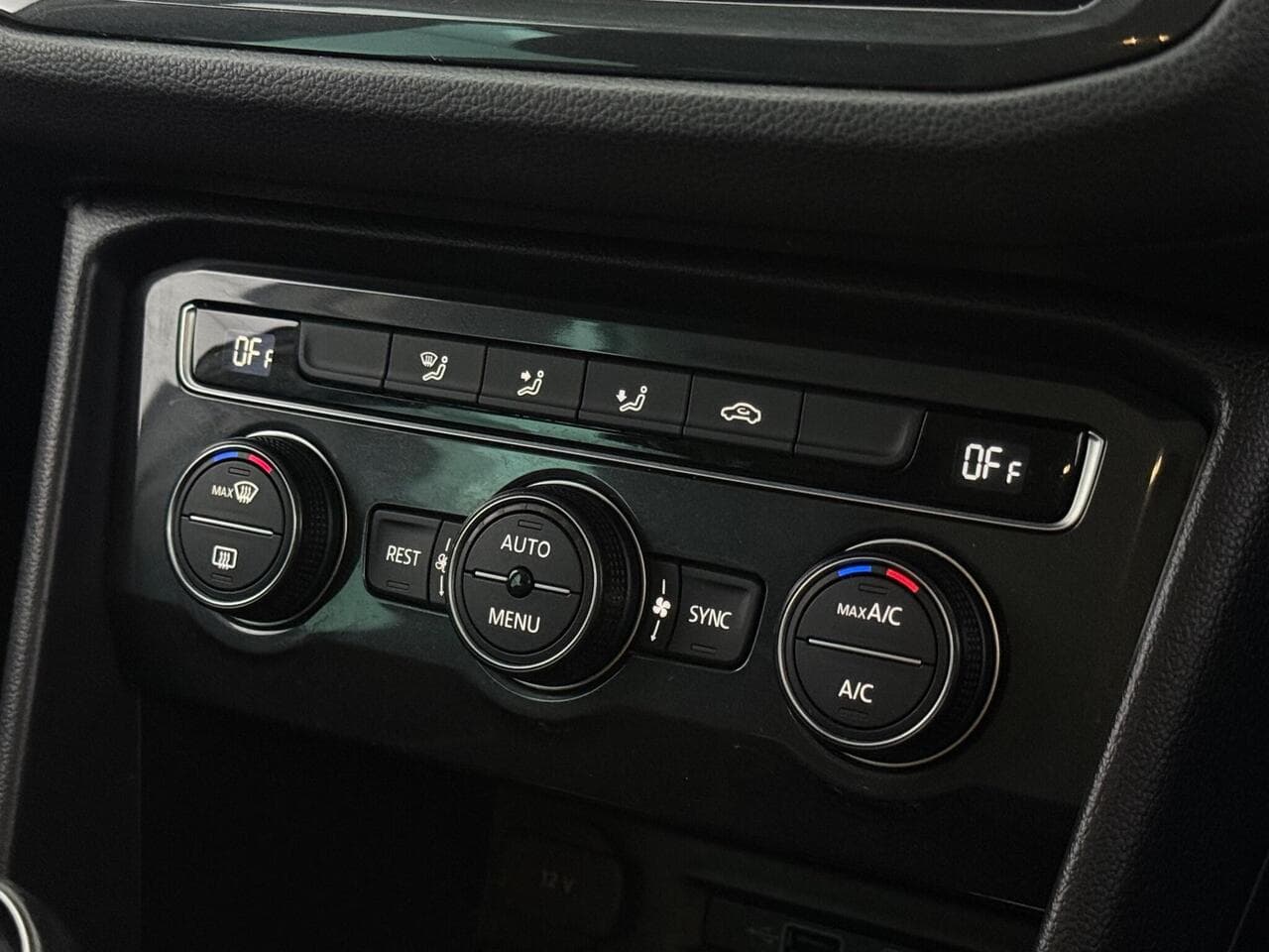 Volkswagen Tiguan thumbnail Misc Controls