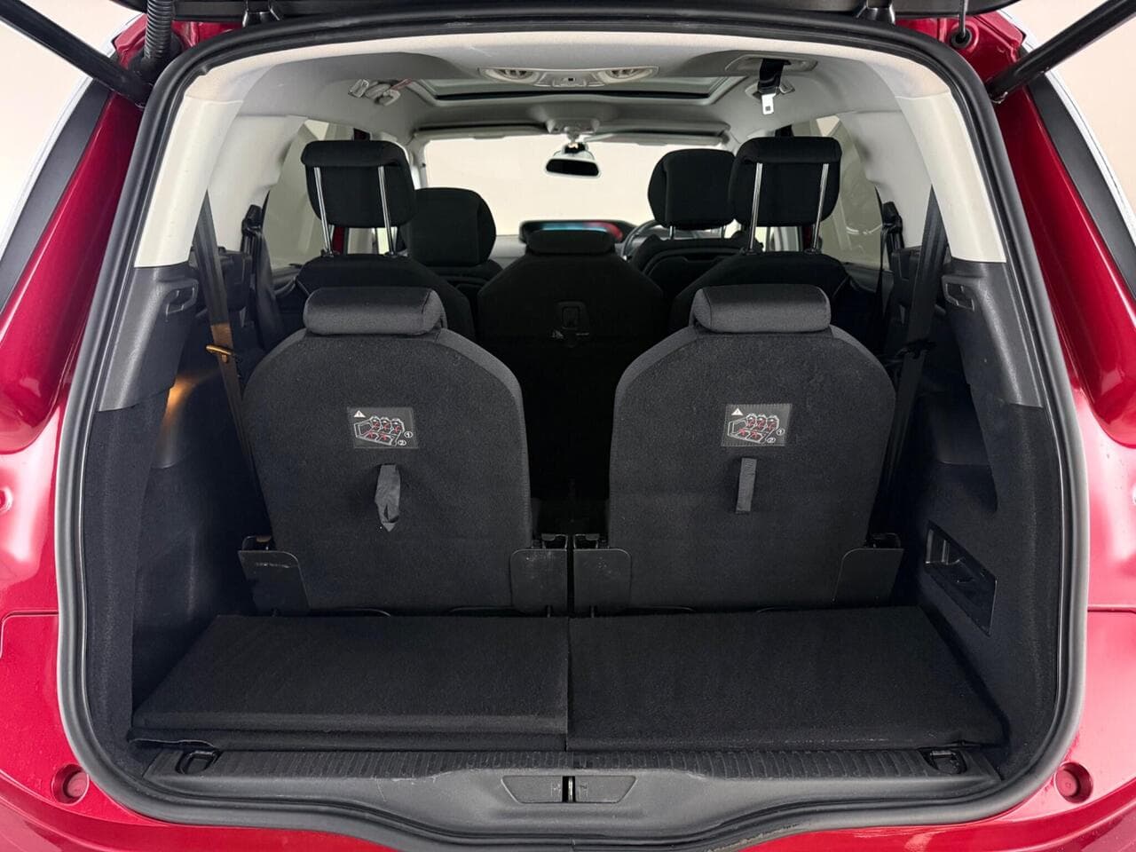 Citroen Grand C4 Picasso thumbnail Boot