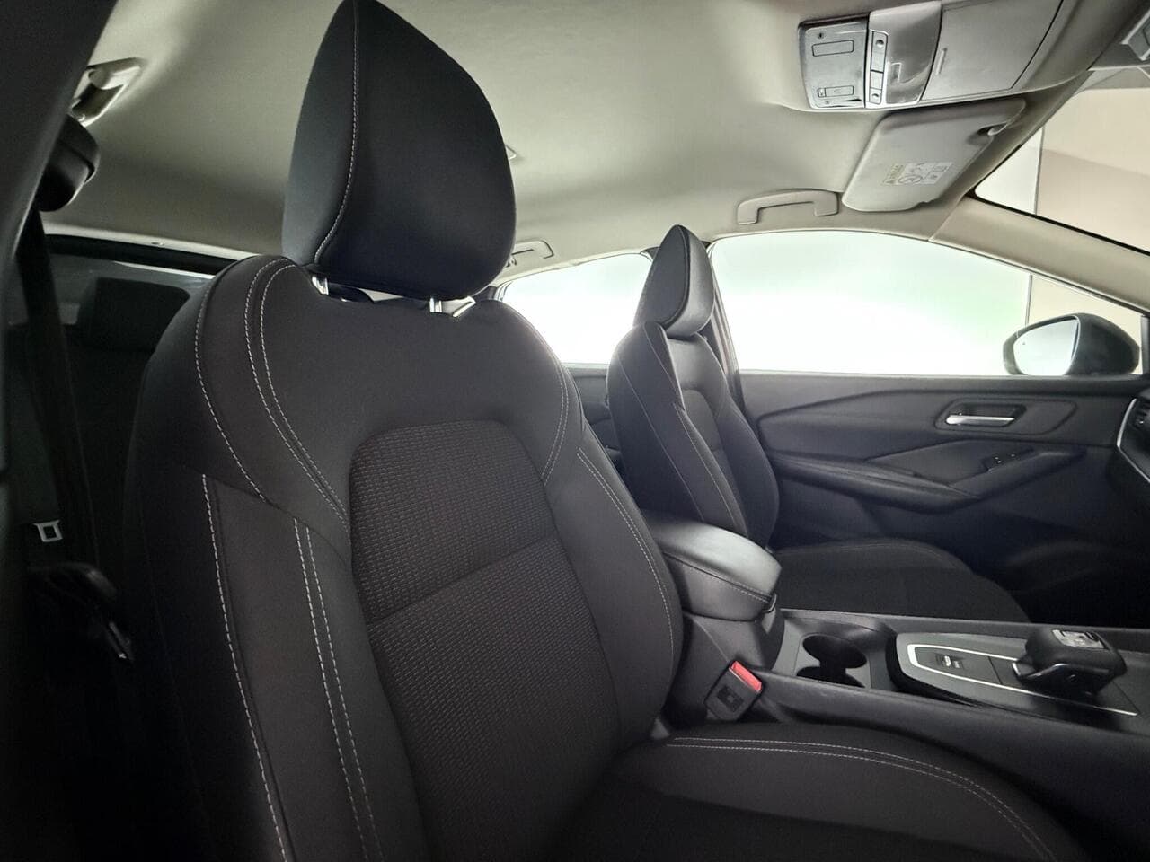 Nissan Qashqai thumbnail Seat Driver