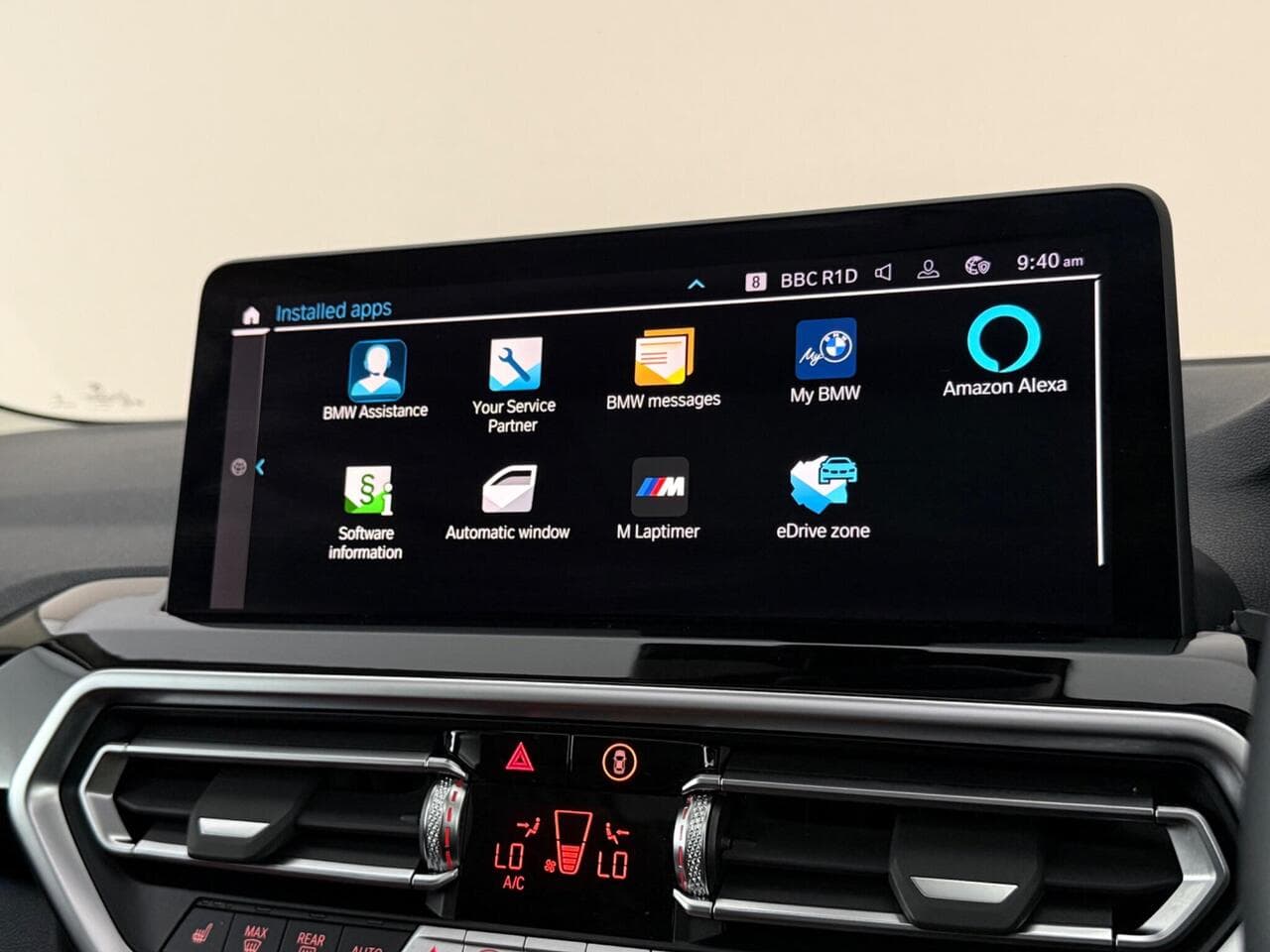 BMW X3 thumbnail Infotainment System