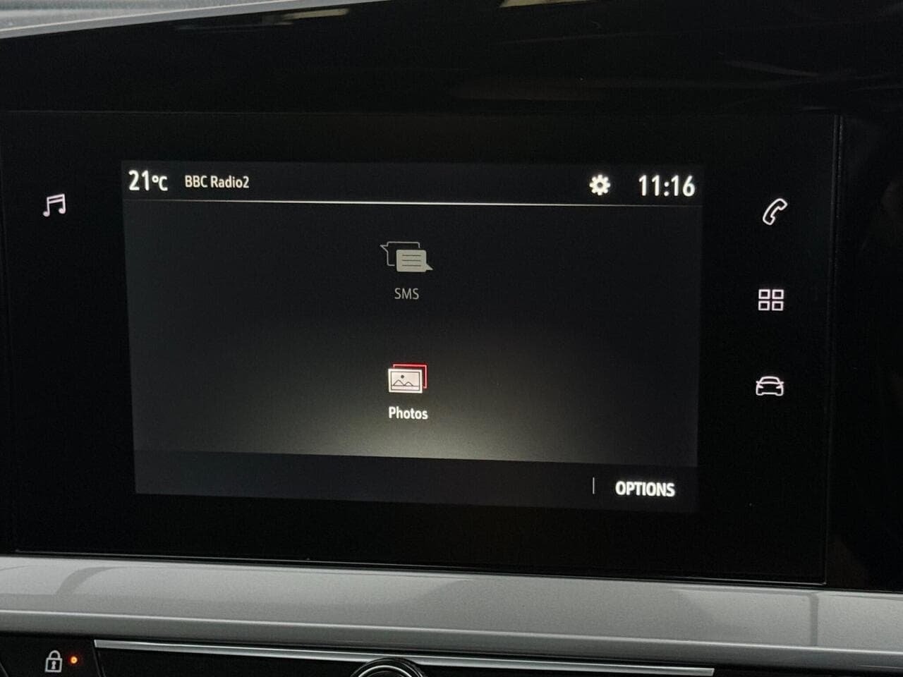 Vauxhall Mokka thumbnail Infotainment System
