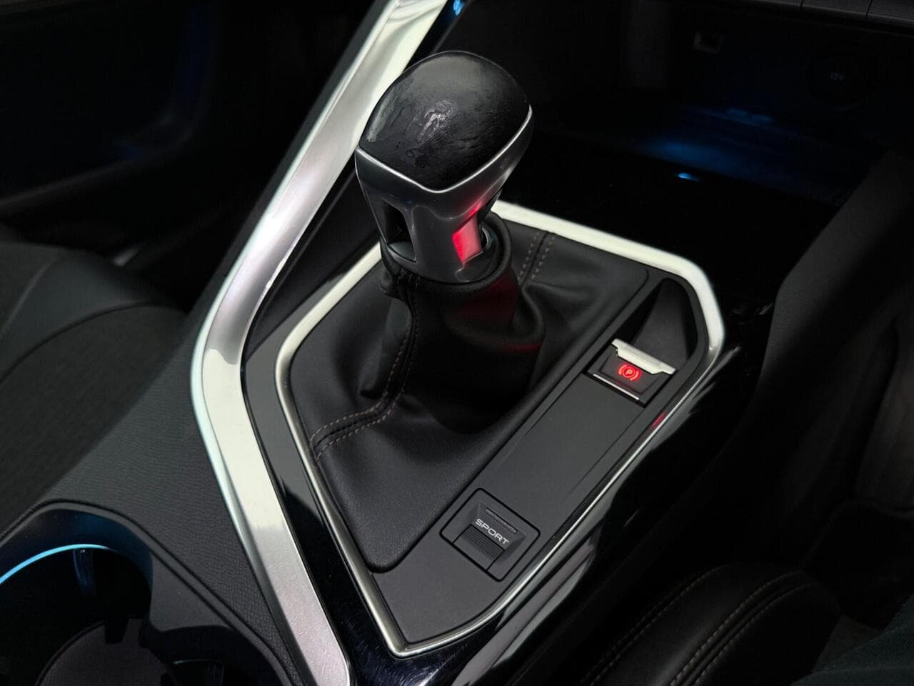 Peugeot 3008 thumbnail Interior Front