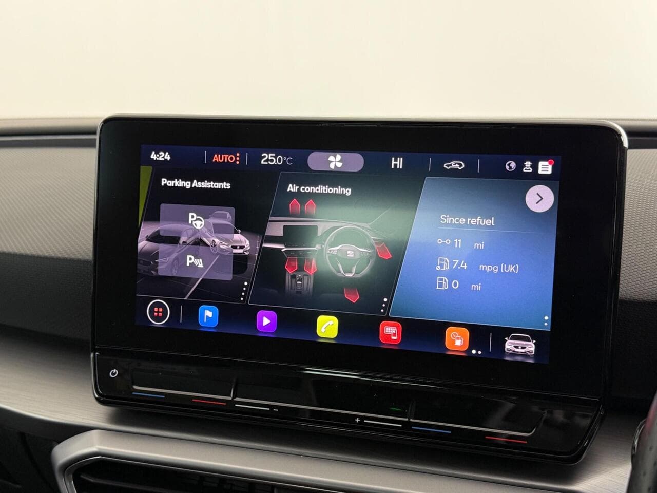SEAT Leon thumbnail Infotainment System