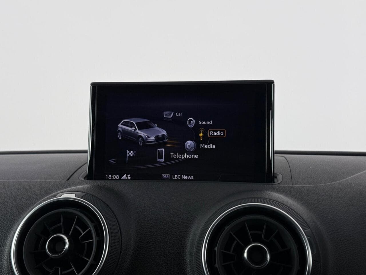 Audi A3 thumbnail Infotainment System