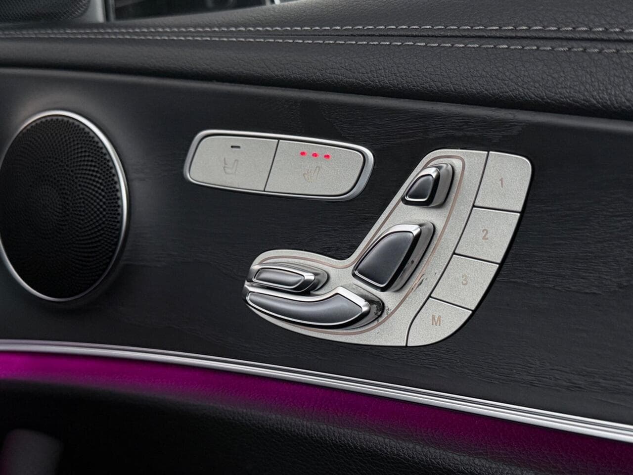 Mercedes-Benz E Class thumbnail Misc Controls