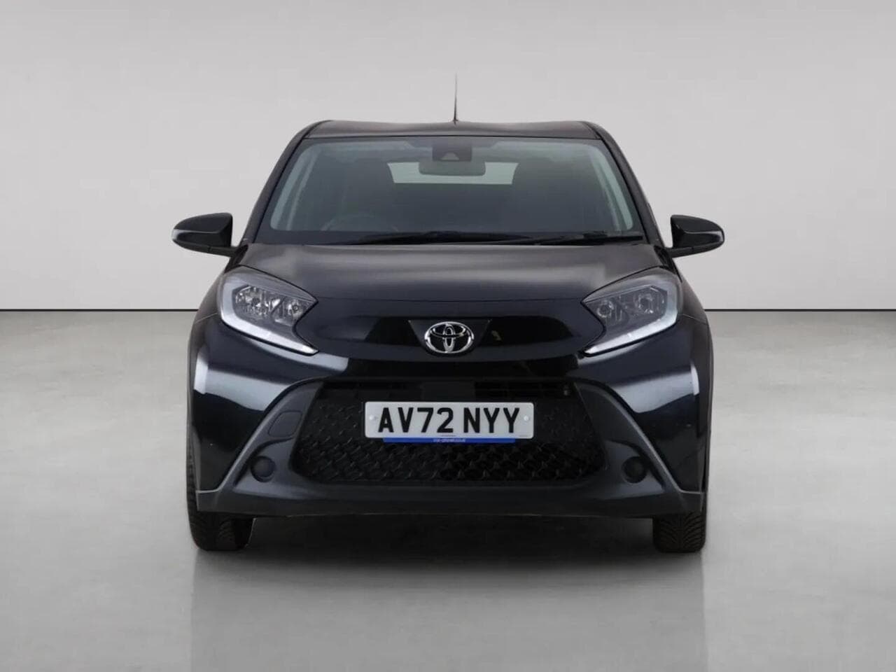 Toyota Aygo X thumbnail Front