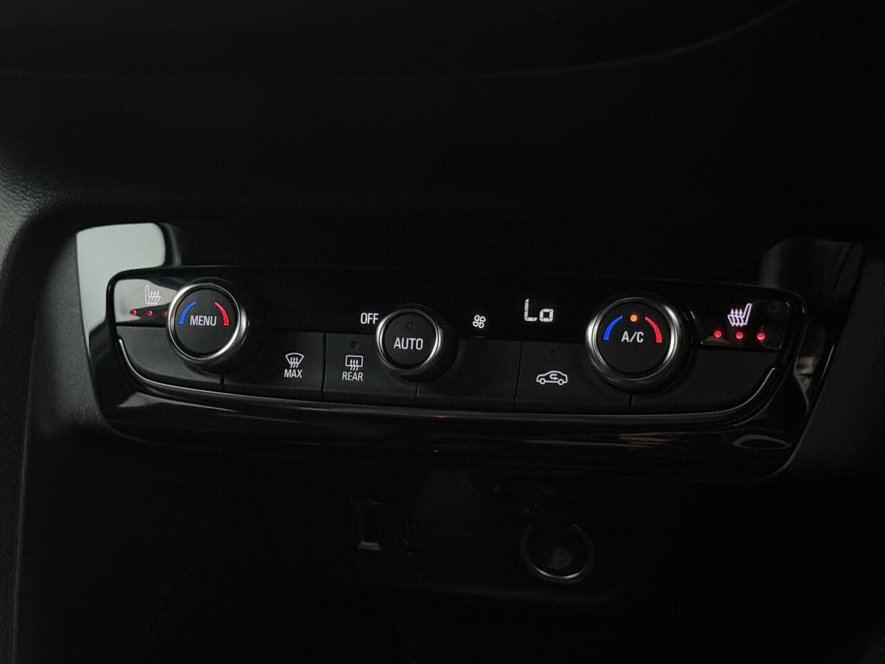 Vauxhall Corsa thumbnail Misc Controls